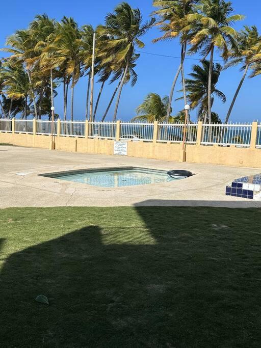 Ocean Blue Beach Apt photo 4