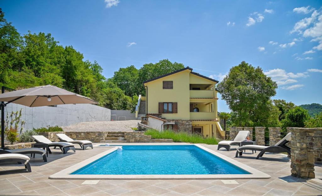 Villa Brbon in Krbune, Istrien by Istrabook