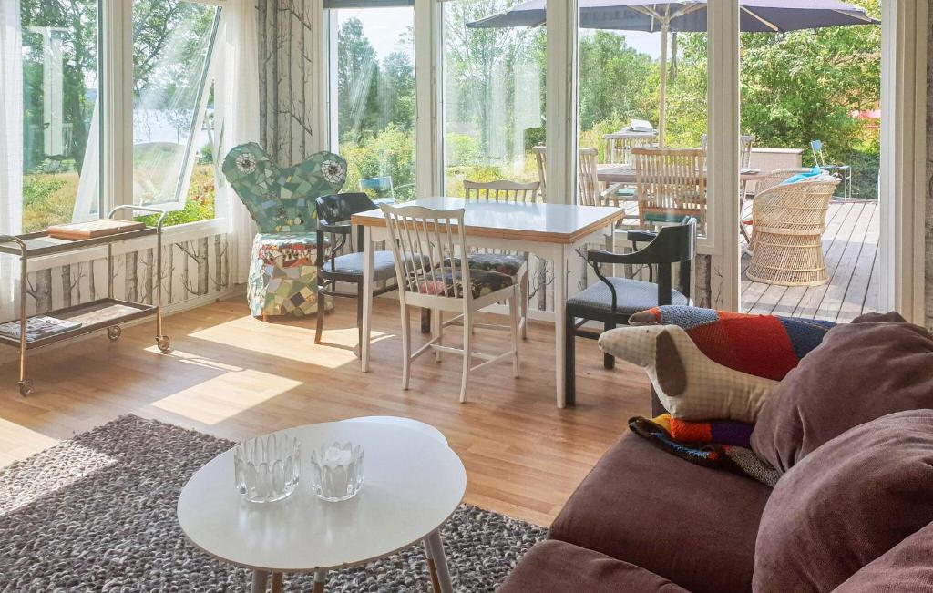 Beautiful Home In Sparreholm With Lake View photo 2