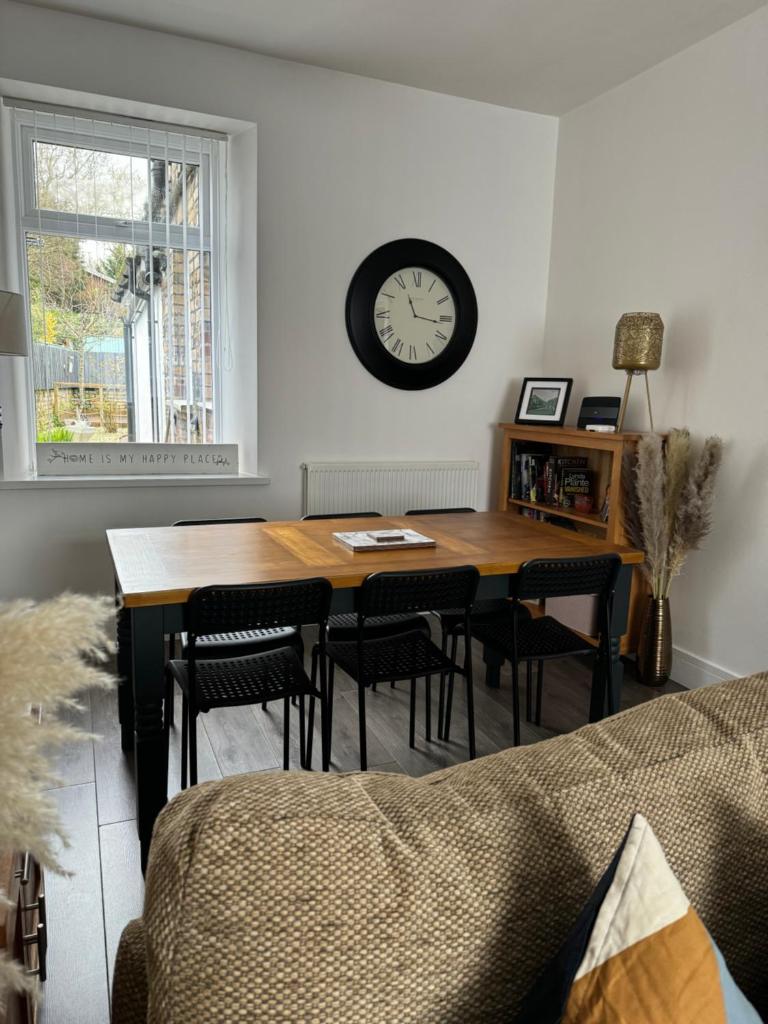 Modern, spacious and Central Location photo 3