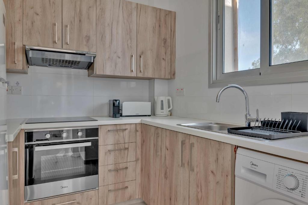 Phaedrus Living: City Center Residences Emerald photo 1
