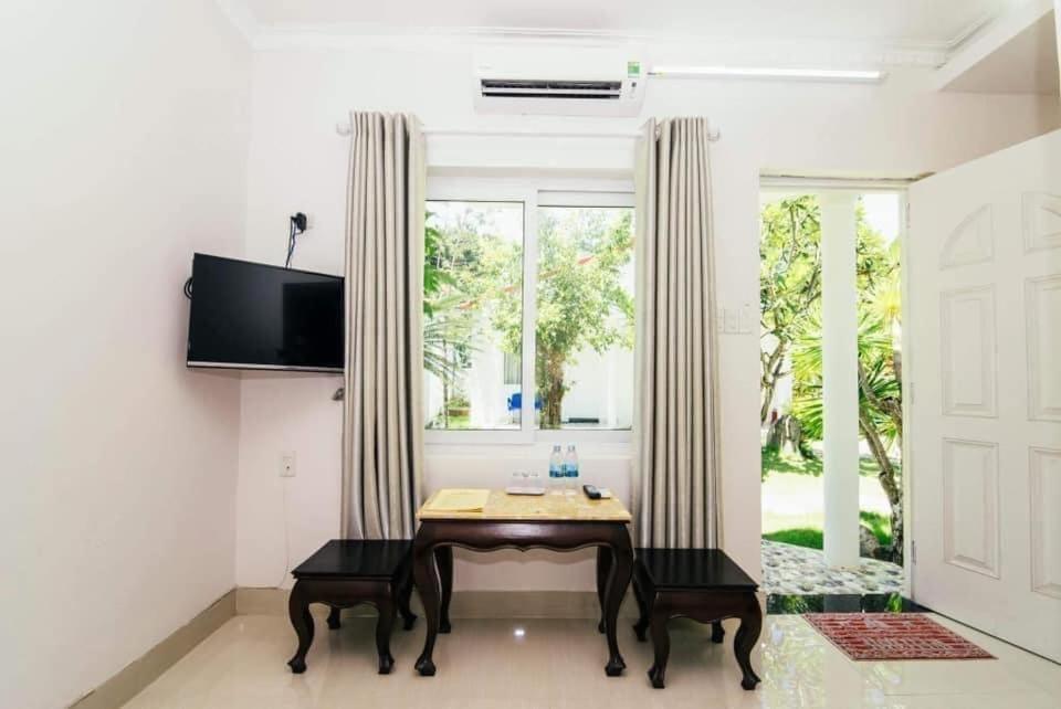 Dragon Bay Hotel photo 2