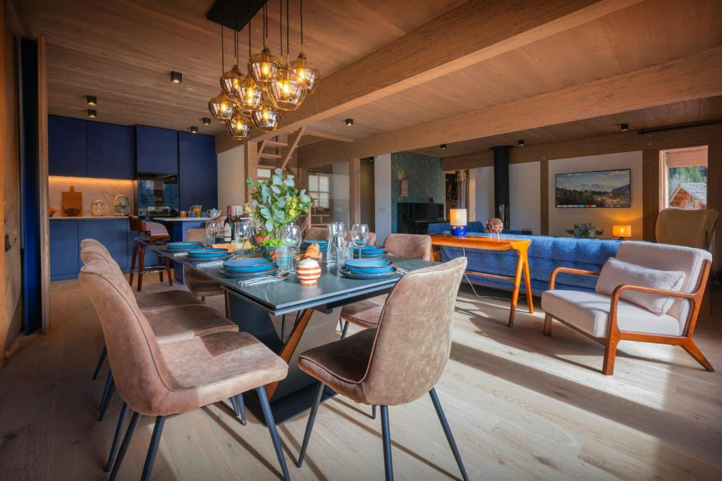 Chalet Ours Rouge - OVO Network photo 2
