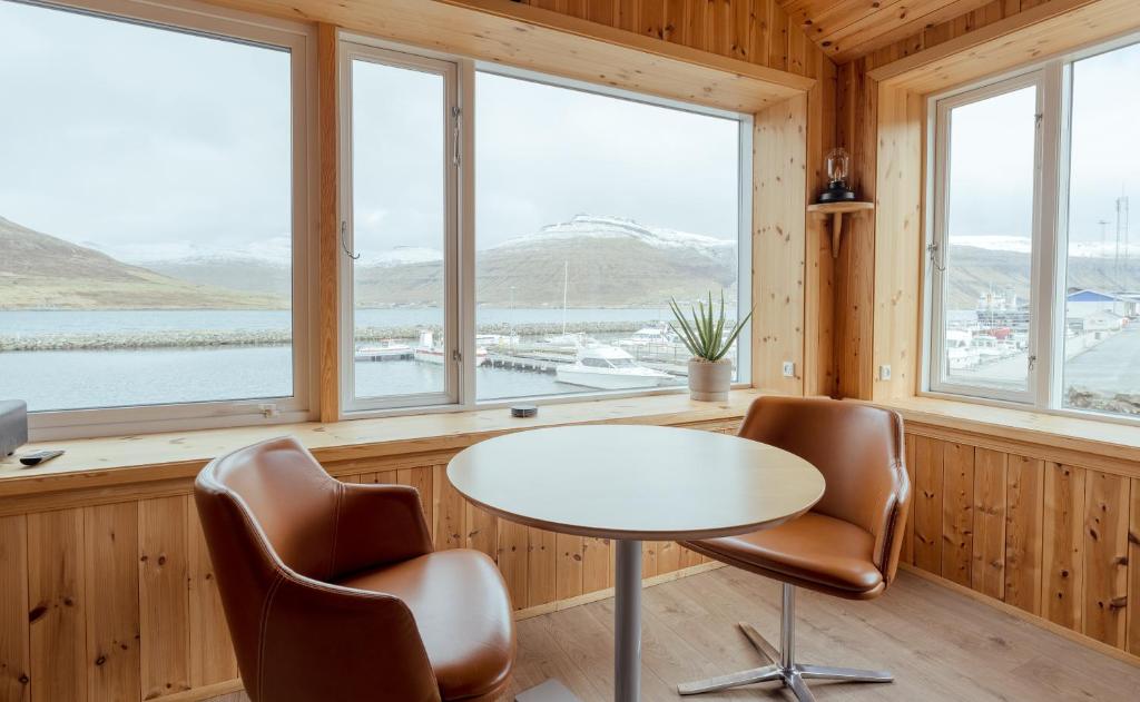 Lítlastova - A Charming Boathouse Getaway photo 1
