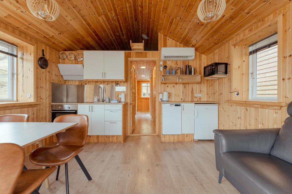 Lítlastova - A Charming Boathouse Getaway photo 4