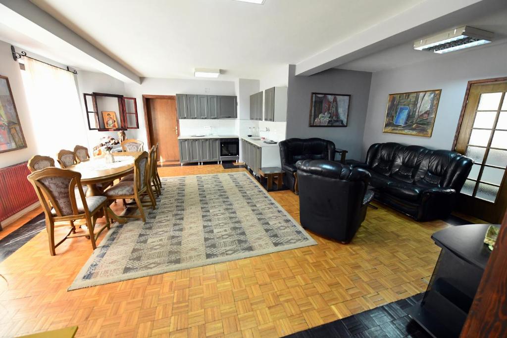 APARTMANI SIMOVIĆ-Apartman br. 1 photo 2