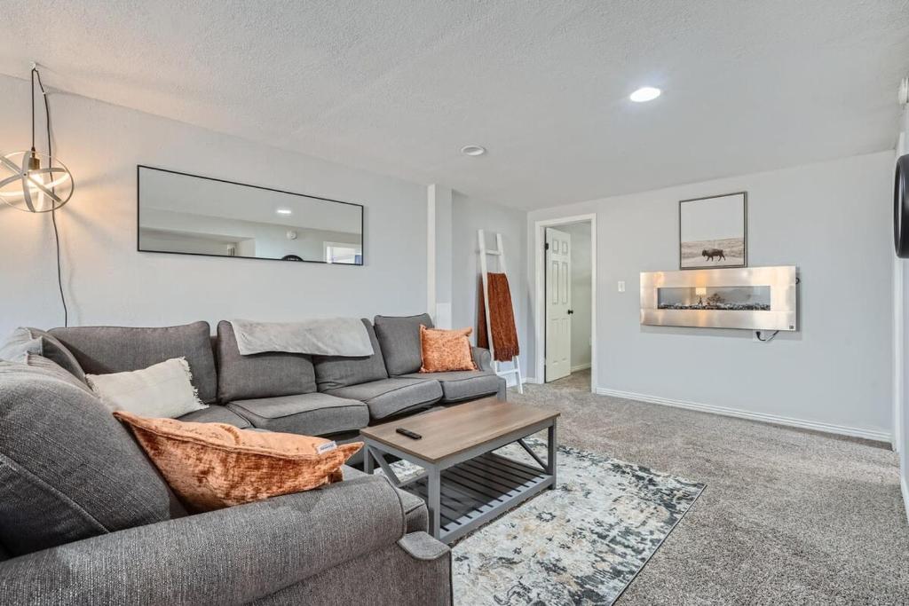 2BR Wellness Retreat in Arvada photo 2