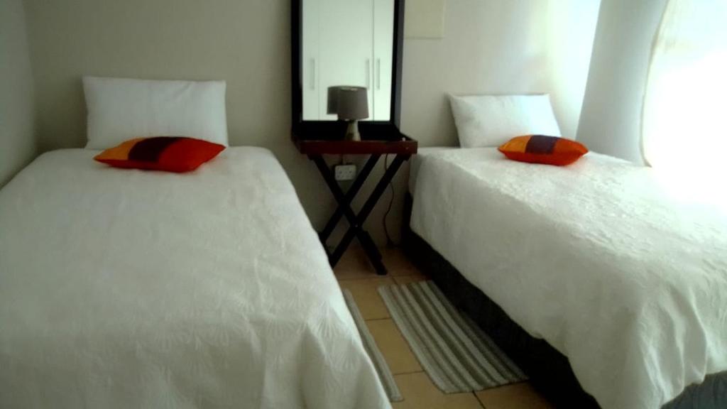 Vee’s Guest House photo 1