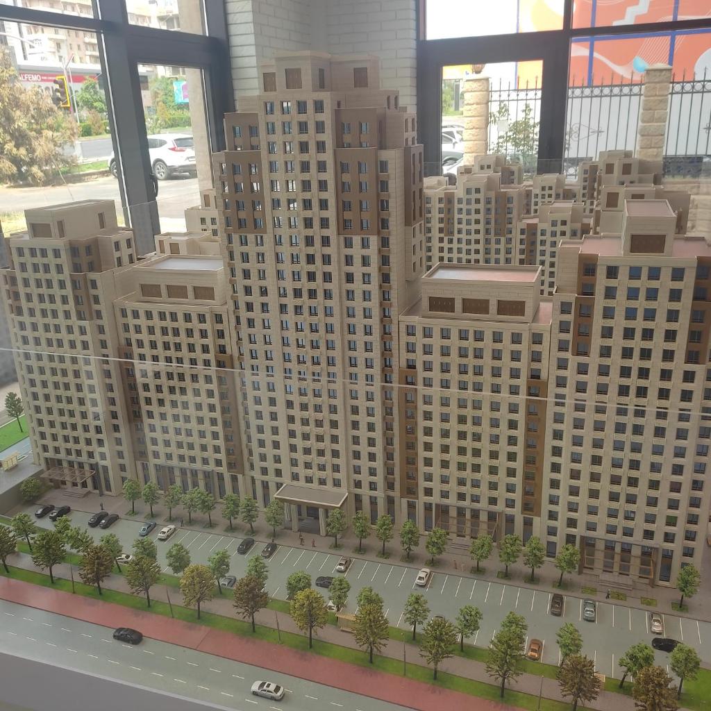 Capital City photo 2