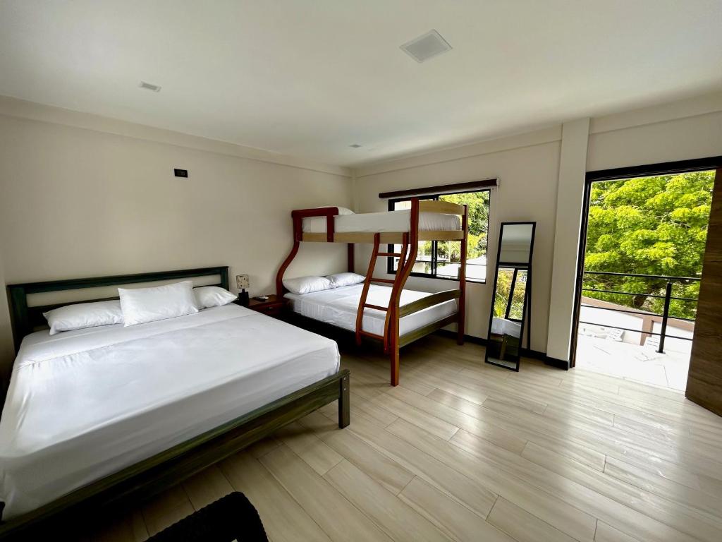 OCEAN DRIVE LODGE photo 3