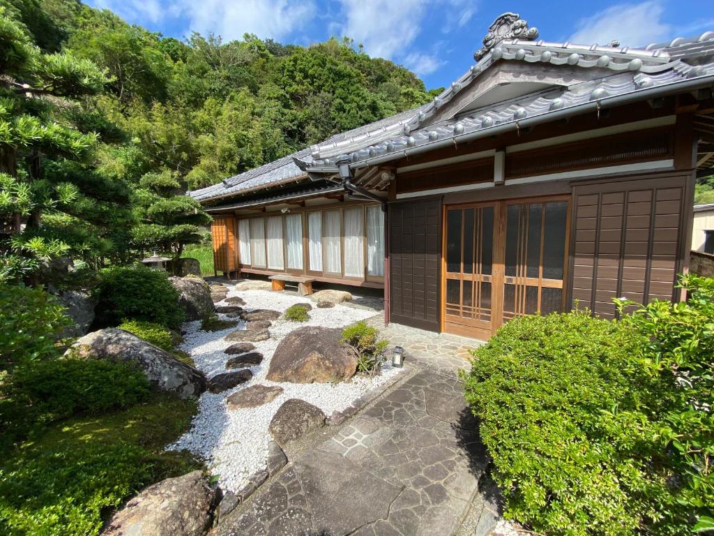 民泊 あざし はなれ1棟貸し 母屋 2部屋貸 Open in January 2024, Minpaqu Azashi photo 3