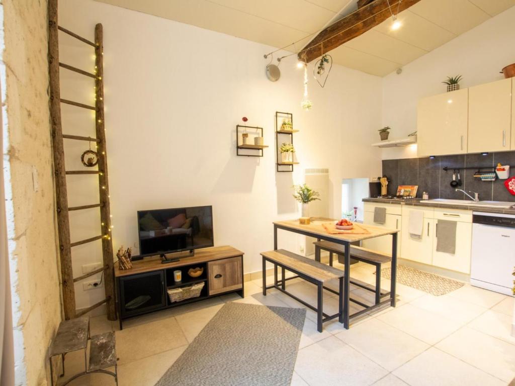 Gîte Bertric-Burée, 2 pièces, 2 personnes - FR-1-616-367 photo 3
