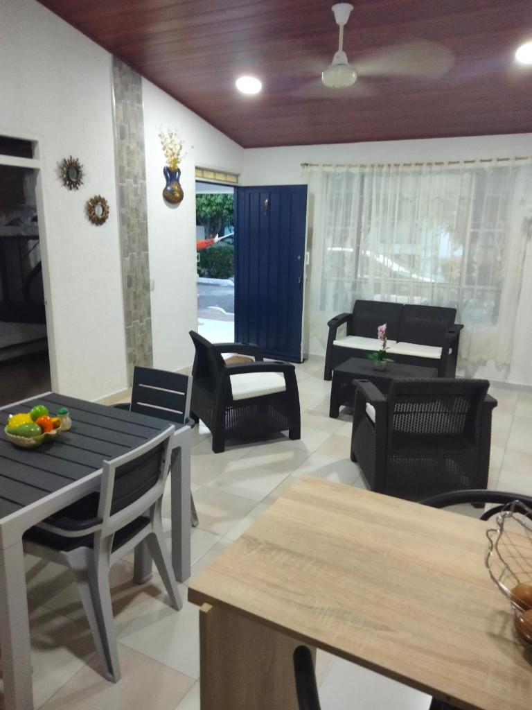 Casa en Alquiler Tipo Campestre en Conjunto Residencial - FLANDES TOLIMA photo 4