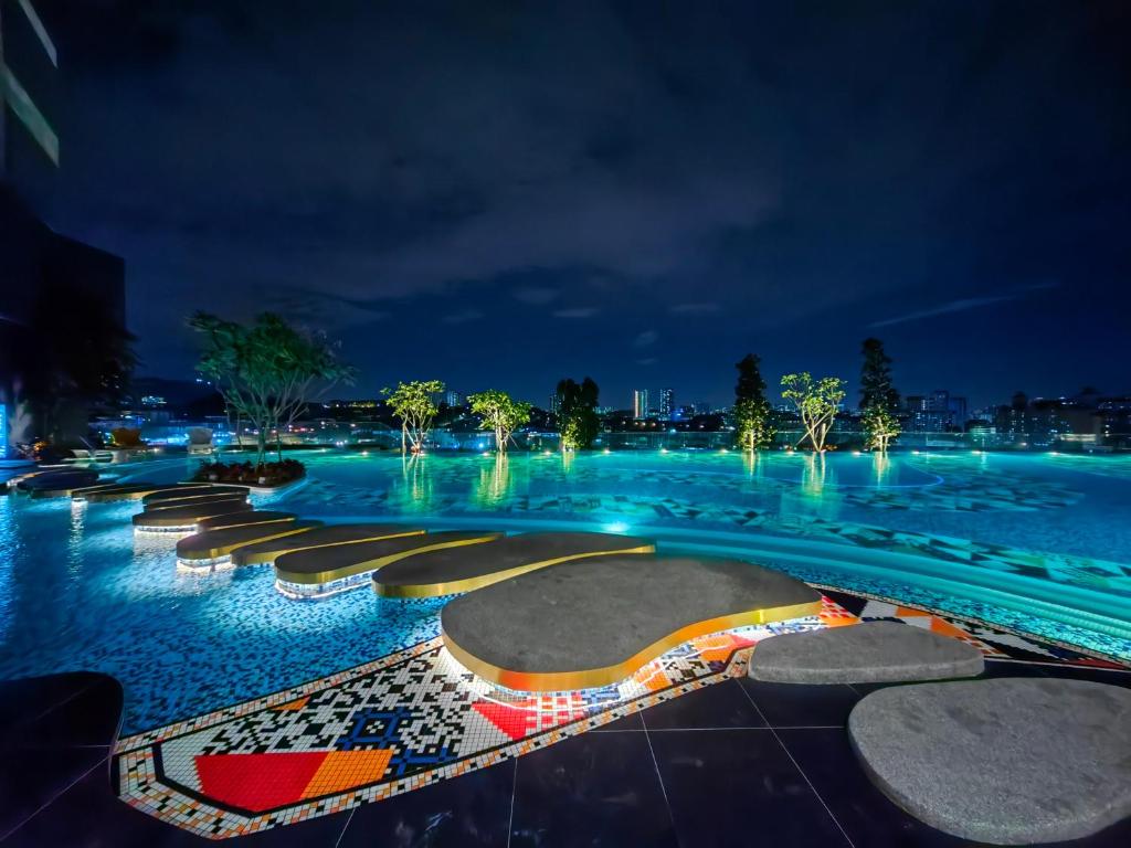 Arte Cheras Duplex Suites