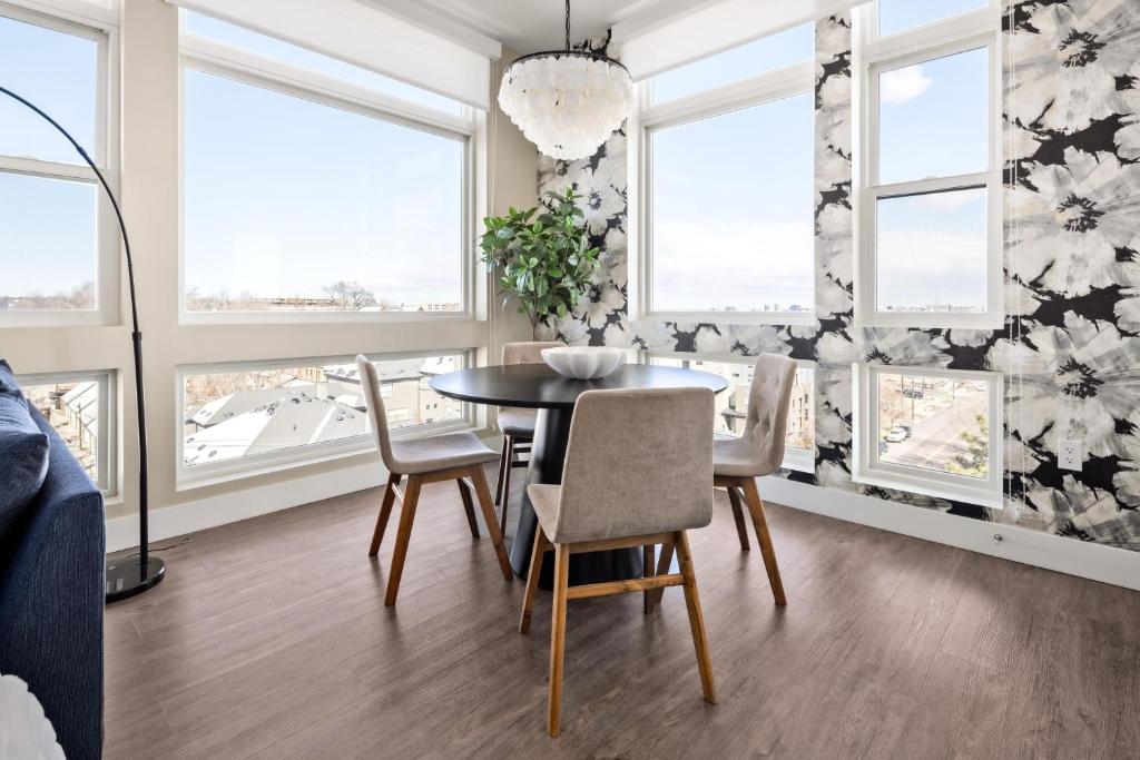 Top Floor | Amazing Windows | Zuni Lofts photo 1
