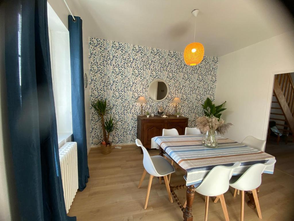 Appartement quatre couchages, 100 m plage photo 2