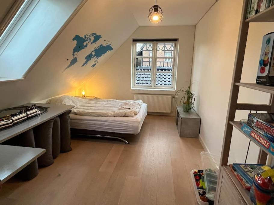 Nyere villa nær by, skov, strand photo 3