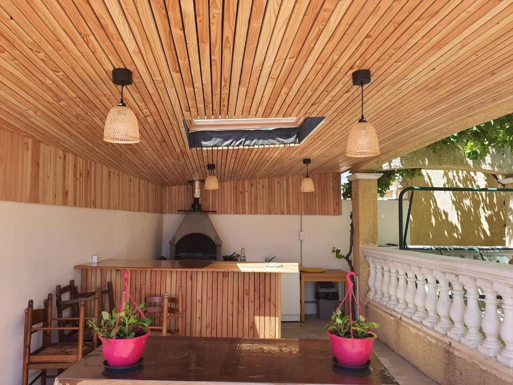 Villa de 4 chambres avec piscine privee jacuzzi et wifi a Paulhan photo 1