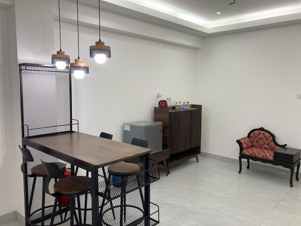 CS Junction Point - Family Deluxe Room photo 3
