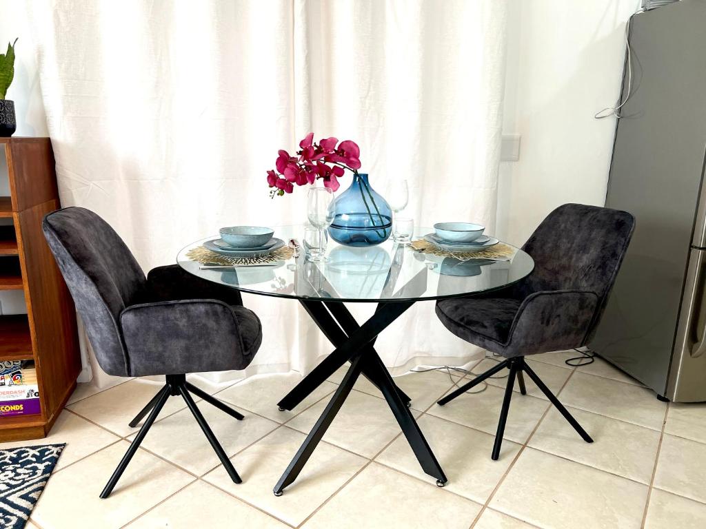 Panthera Cottage Milnerton - Tap to explore photos