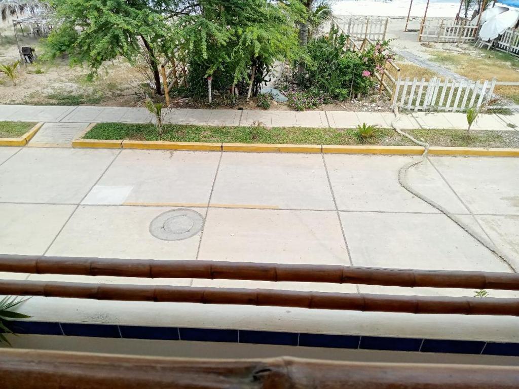Los Pinos condominio piso 2 photo 1
