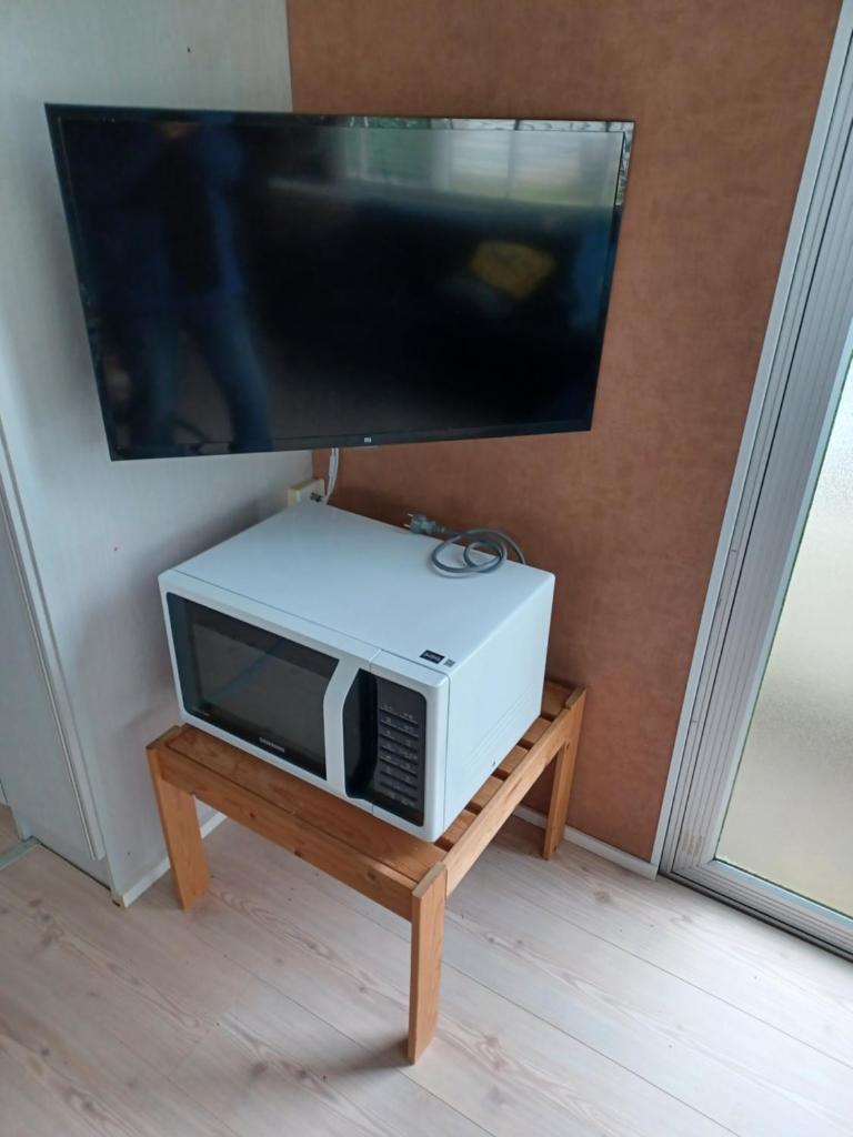 Stacaravan 426 met airco vakantiepark de Tien Heugten Schoonloo Drenthe photo 3