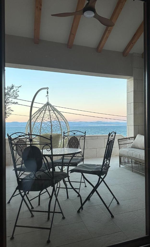 New Luxury Apartments at Villa A'more - by the Sea