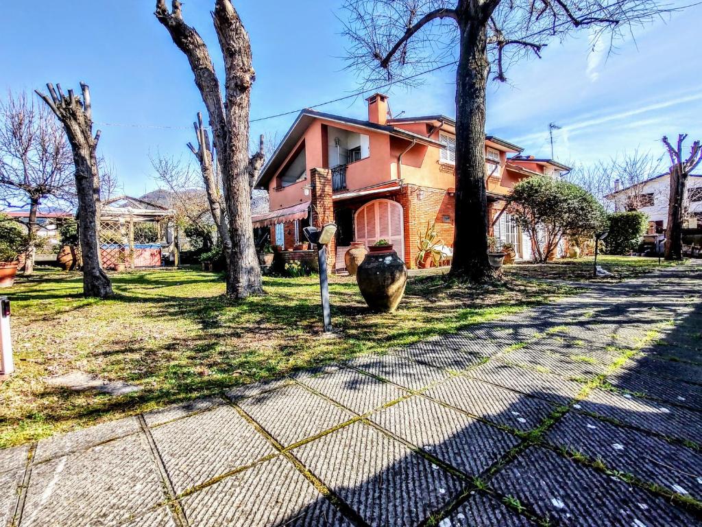 - La Villa Ligure- [Idromassaggio&Free Parking]