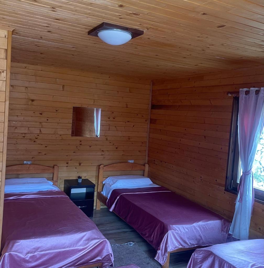 Thethi Paradise Hotel & Restaurant photo 1