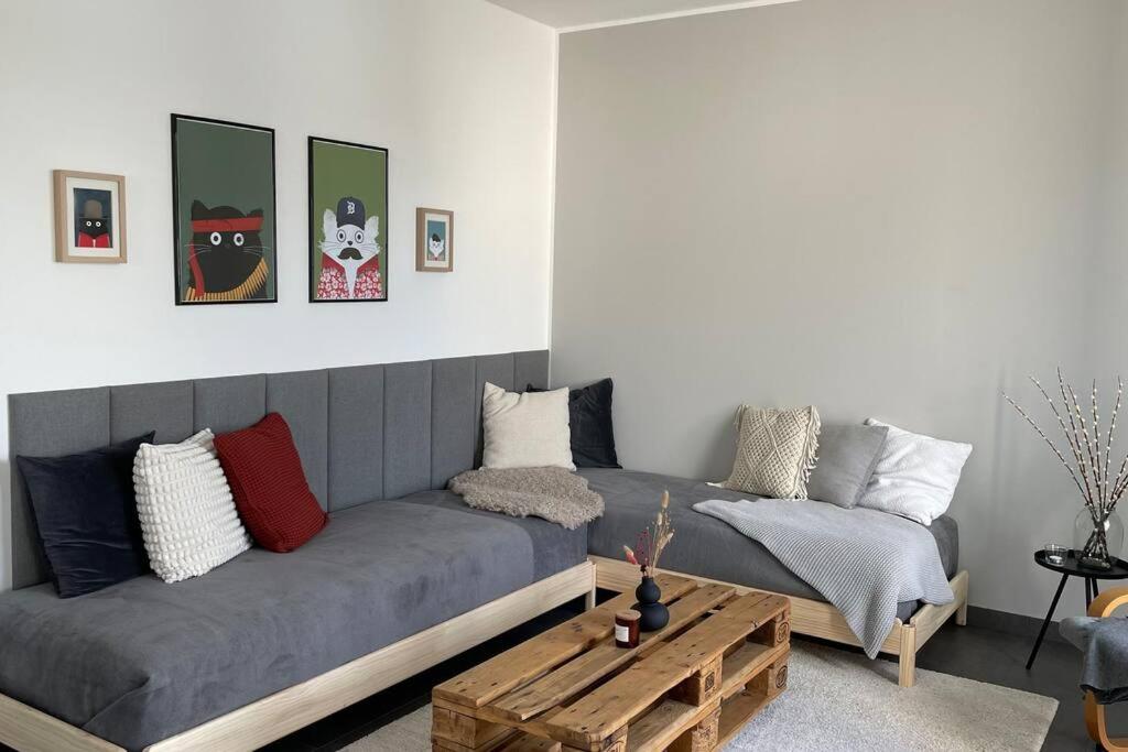 Ferienwohnung - nah an Phantasialand, Köln & Bonn