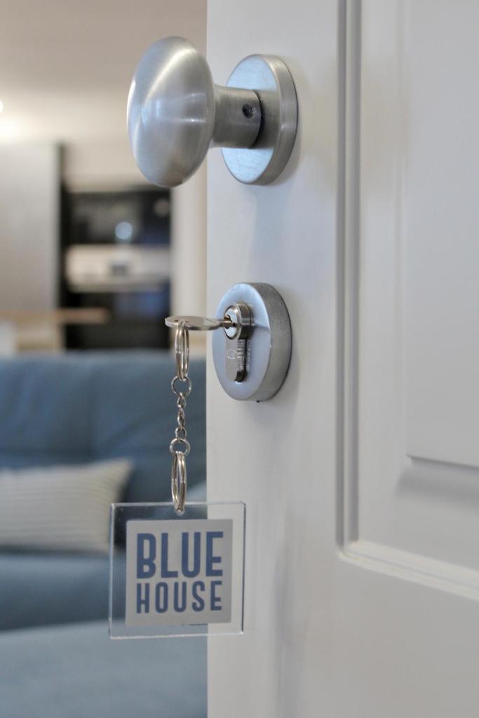 BLUE HOUSE A casa di Tatta - apartments by the sea photo 1