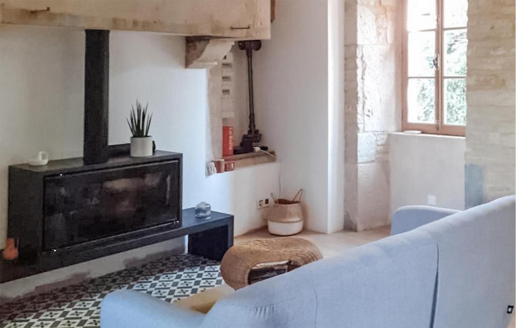 2 Bedroom Cozy Home In Saint-projet-saillagol photo 4