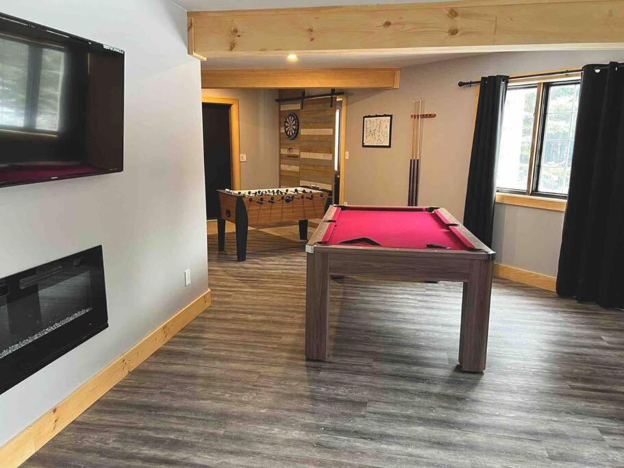 Lovely Muskoka Waterfront Cottage-Hot tub & Sauna! photo 1