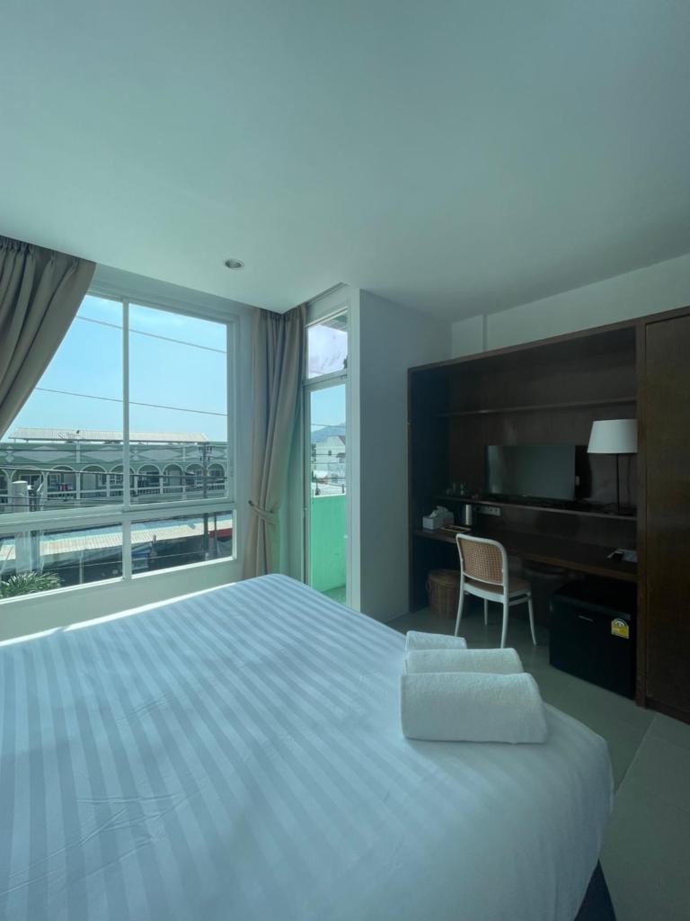 Investing In Phuket photo 1