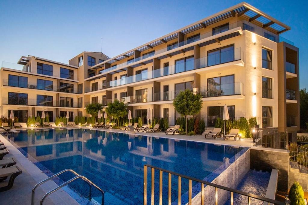 Open Sea Panorama Residence photo 1