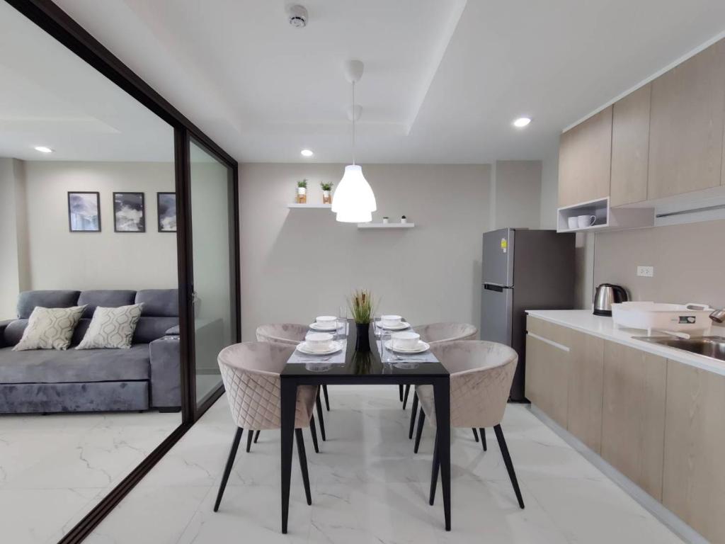 Ayuttaya,2bedroom,central,condo photo 4