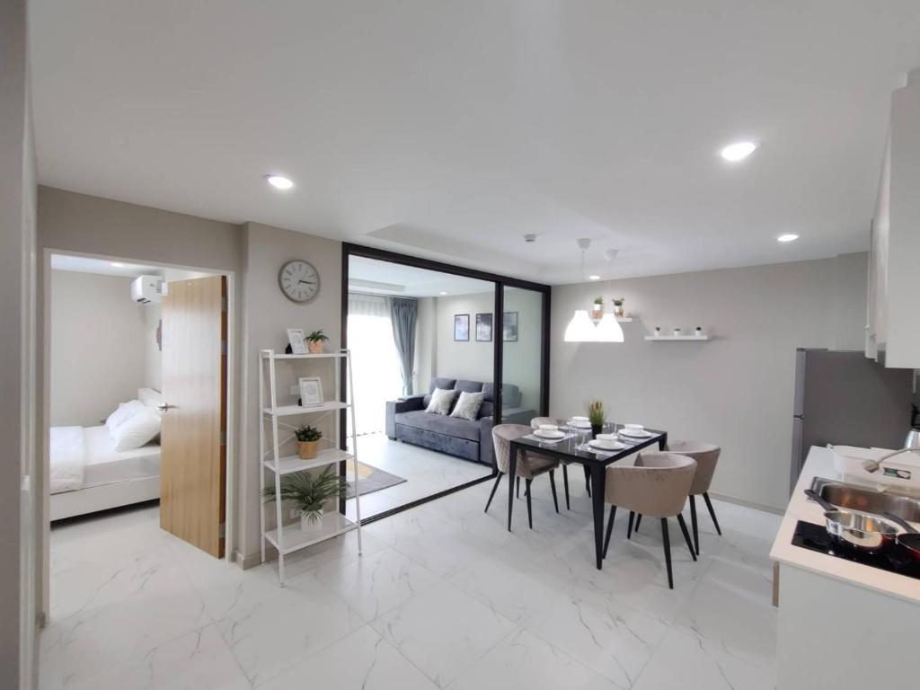 Ayuttaya,2bedroom,central,condo photo 2