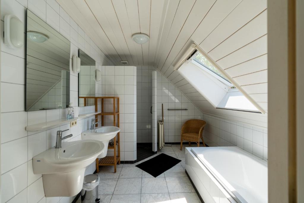 Wijndomein Erve Wisselink photo 1