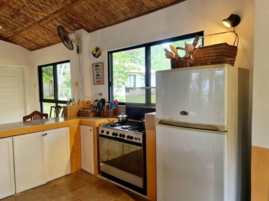 Casa Punta Seaside Resthouse in Cebu photo 1