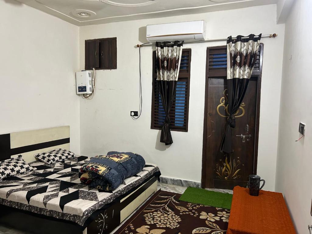 Family spacious private rooms