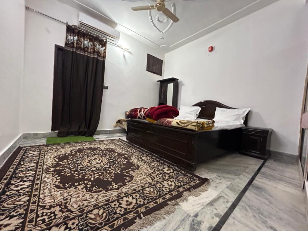 Family spacious private rooms photo 4