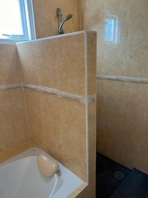 1BR Private Deluxe Beachfront Villa photo 3