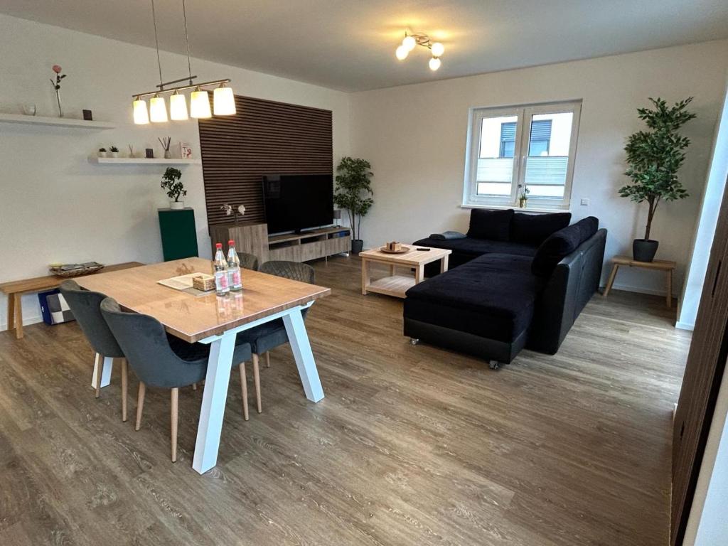 TOP-Ferienwohnung bei Berlin, bis 3 Gäste, Terrasse und Garten photo 4