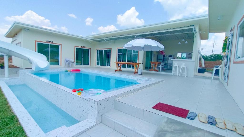 โฮม อิน เลิฟ Home In Love KhaoYai Pool Vill