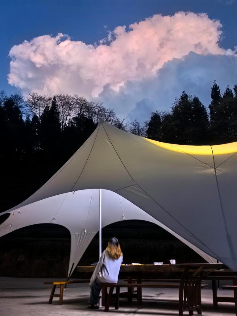 Zhangjiajie National Forest Park Camping photo 2