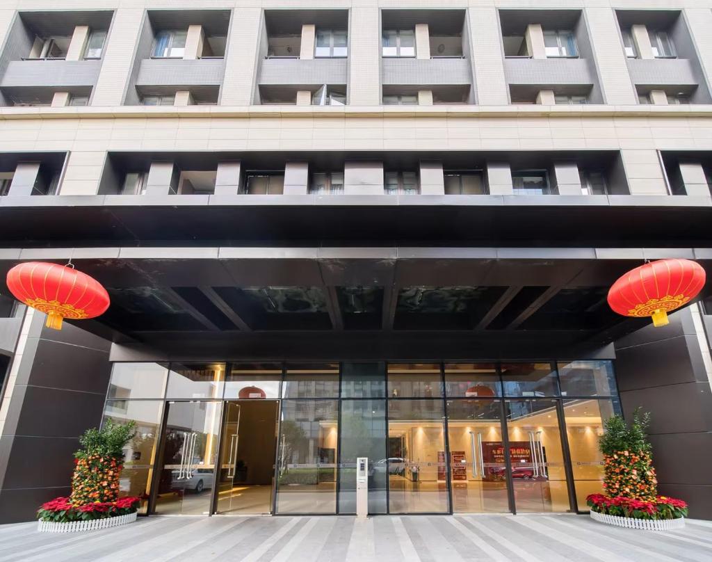Yunying International ApartHotel- Free Deliver Service to Canton Fair Complex during Canton Fair Period photo 1