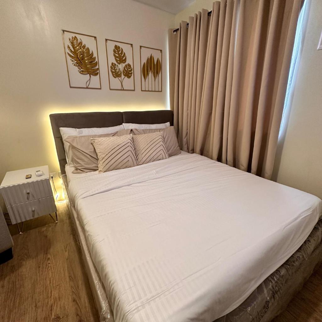 Condo near Nuvali Enchanted Kingdom & St. Benedict photo 4