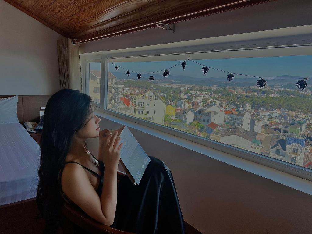 Cosy Hotel - phòng ban công