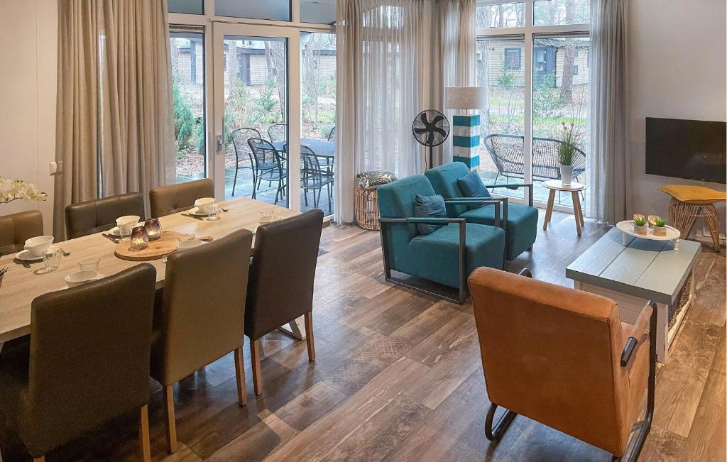 Pet Friendly stacaravan In Hardenberg With Kitchen photo 4