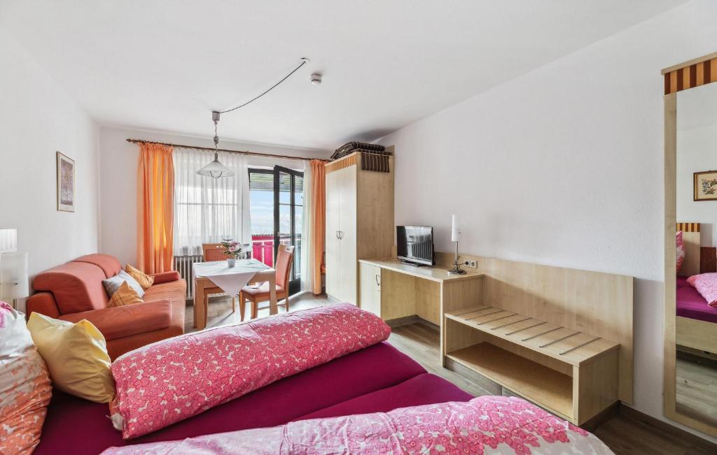 1 Bedroom Amazing Apartment In Bad Griesbach photo 1